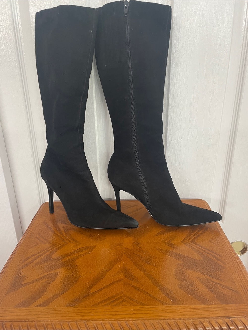 Victoria's Secret Black Knee-High Pointed-Toe Stiletto Boots